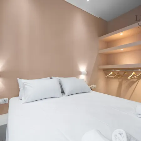 Aelia Apartments, The Luxury *